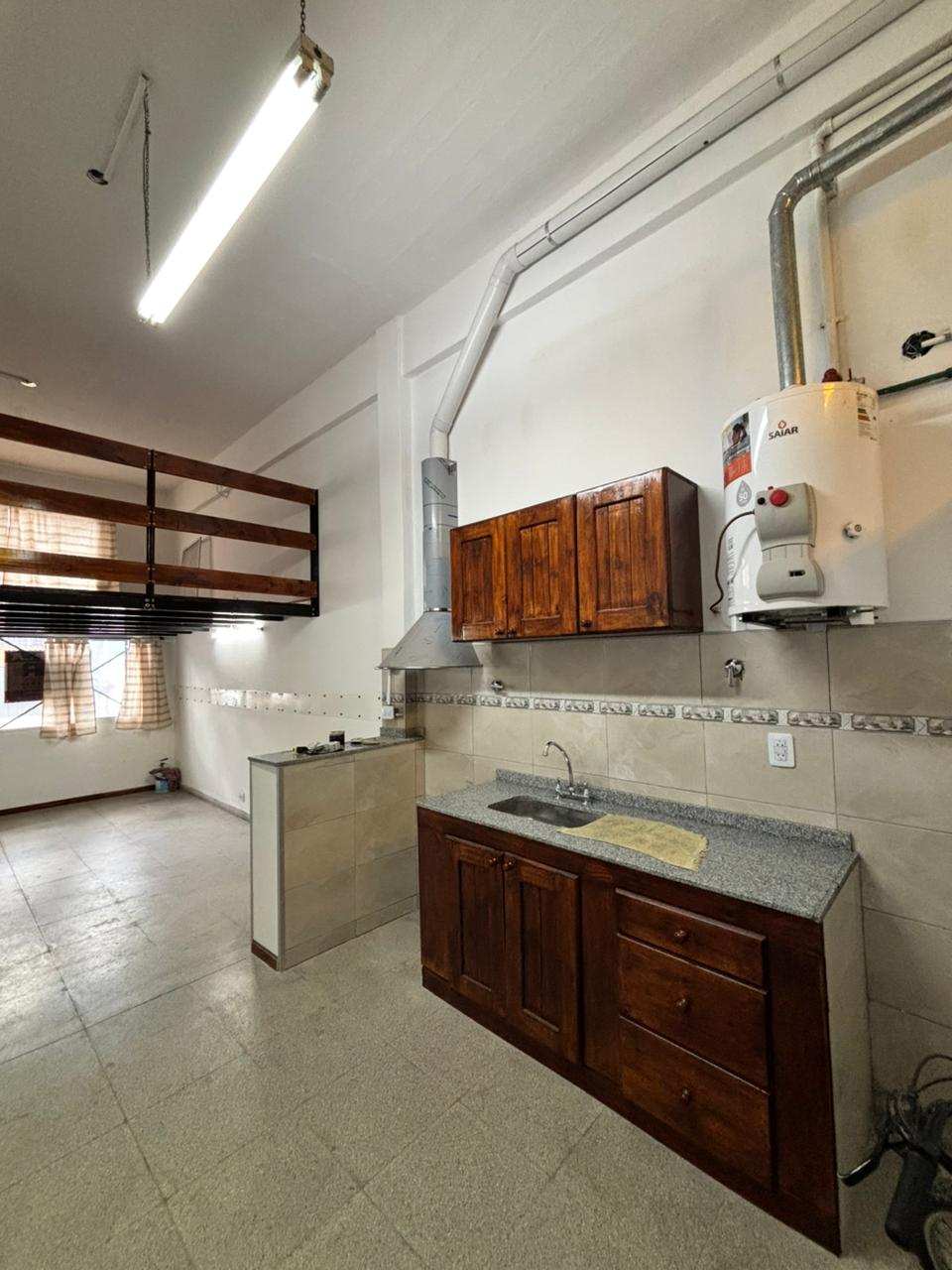 Departamento a estrenar dos ambientes con dormitorio en altillo, cocina-comedor y baño. Se encuentra ubicado en Pío Collivadino (ex San Eduardo) a mts de Instituto Juan XXIII. Valor:410.000